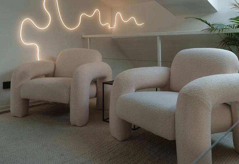 Premium-Loft von The Bare Skin Lab